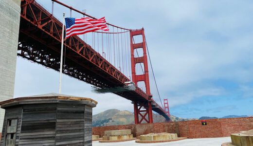 【サンフランシスコ現地ガイド】アメリカ旧軍事施設内からゴールデンゲートブリッジを真下から見上げる体験を！